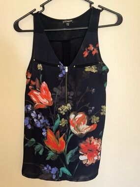Express Floral Zip Front Sleeveless Blouse Dressy Tank Top – Black Multi Color